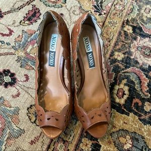 XOXO Belinda Cognac High Heel size 7M